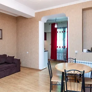 Gnn Cosy , טביליסי גאורגיה